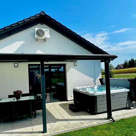 Domki Caloroczne Premium Zator Energylandia エクステリア 写真